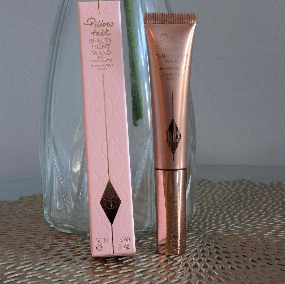 Pillow talk beauty light wand